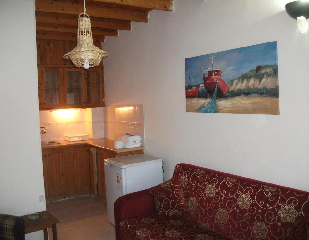Number One Apart Hotel Karaburun  Chambre photo