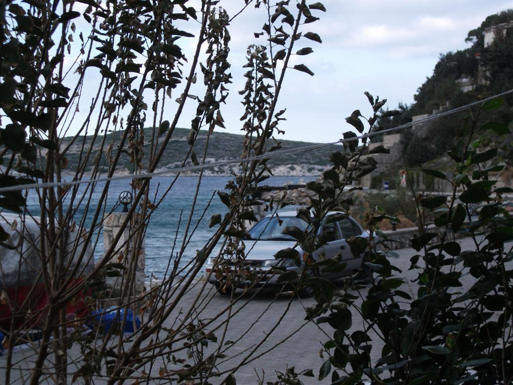 Number One Apart Hotel Karaburun  Extérieur photo
